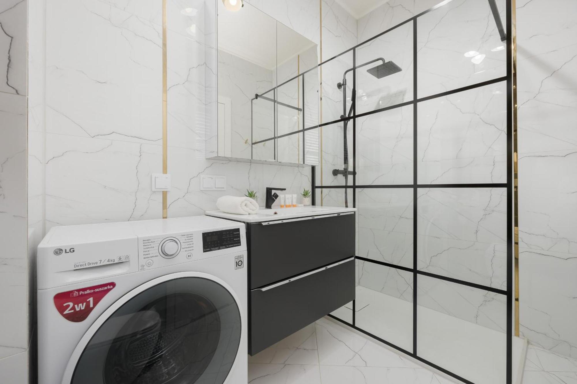 With Balcony & Parking In By Renters Apartament